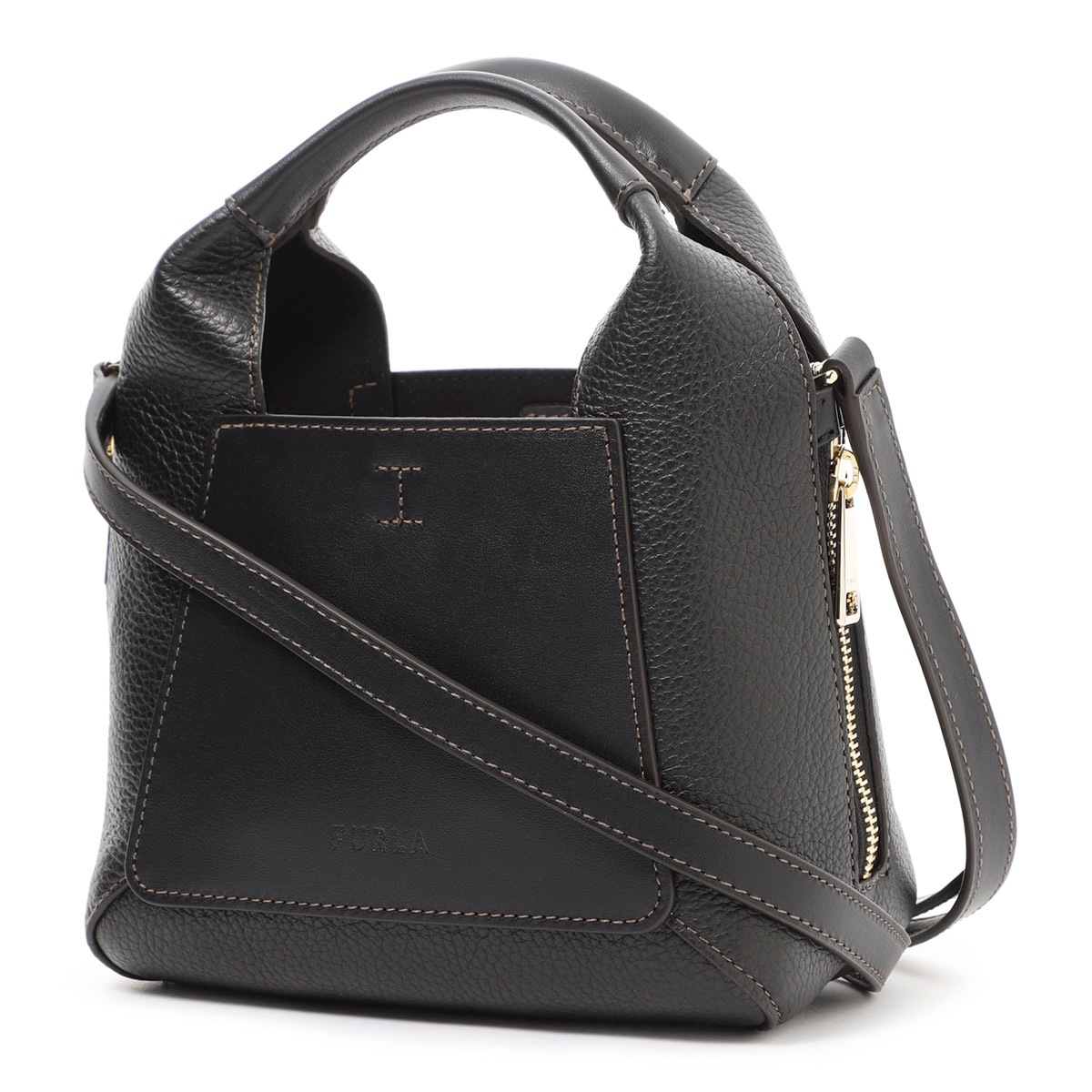 y*☆様 FURLA（フルラ）キャップ （ブラック）黒の立体ロゴキャップ FURLA（フルラ）キャップ （ブラック）黒の立体ロゴキャップ