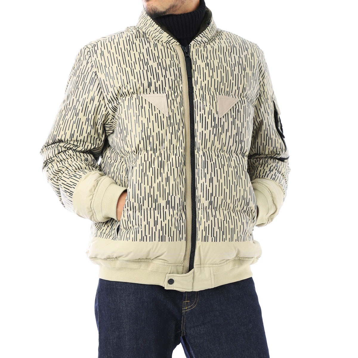 アウトレット】【ラスト1点】STONE ISLAND ストーンアイランド ダウン 