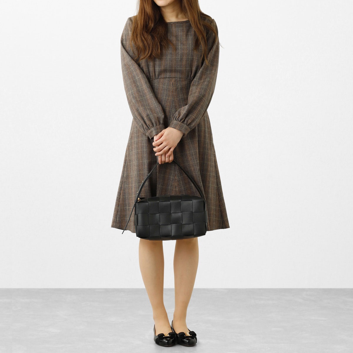 BOTTEGA VENETA ボッテガヴェネタ ショルダーバッグ/ハンドバッグ/BRICK CASSETTE レディース