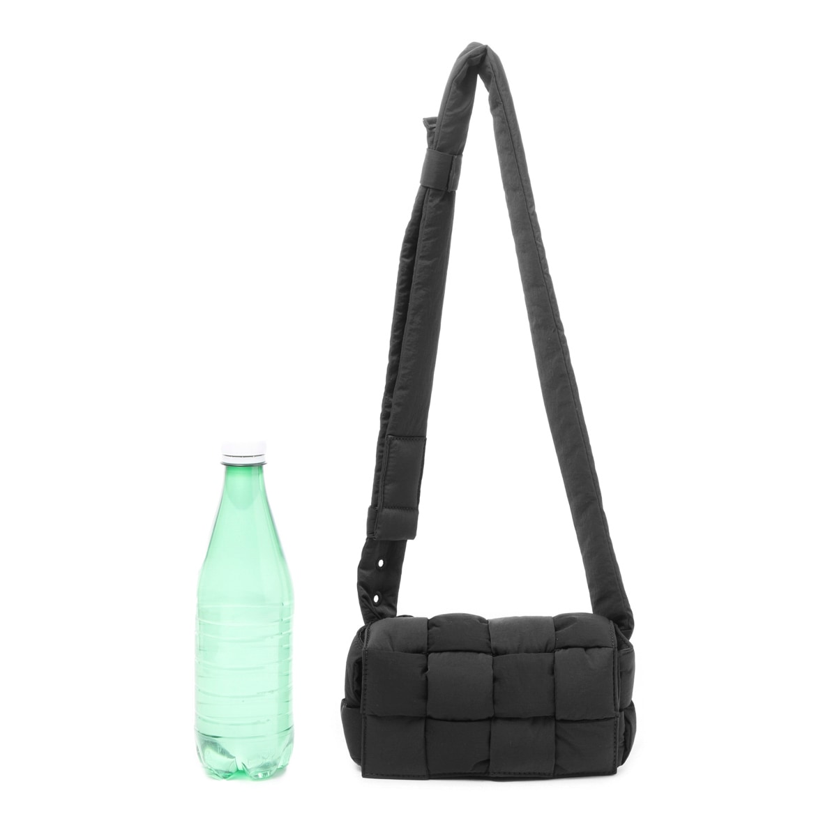 BOTTEGA VENETA★メンズ パディング カセット ベルトバッグ 楽天市場】BOTTEGA VENETA ボッテガヴェネタ CASSETTE Belt Bag