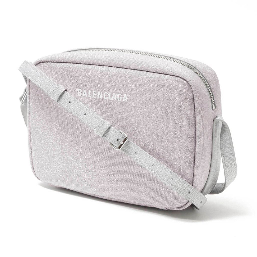 美品‼️BALENCIAGA ホワイト ボディバッグ BALENCIAGA美品 ボディバッグ ホワイト0* 2025年最新】Yahoo