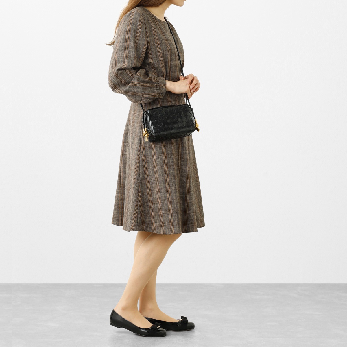 BOTTEGA VENETA ボッテガヴェネタ ショルダーバッグ/MINI LOOP CAMERA