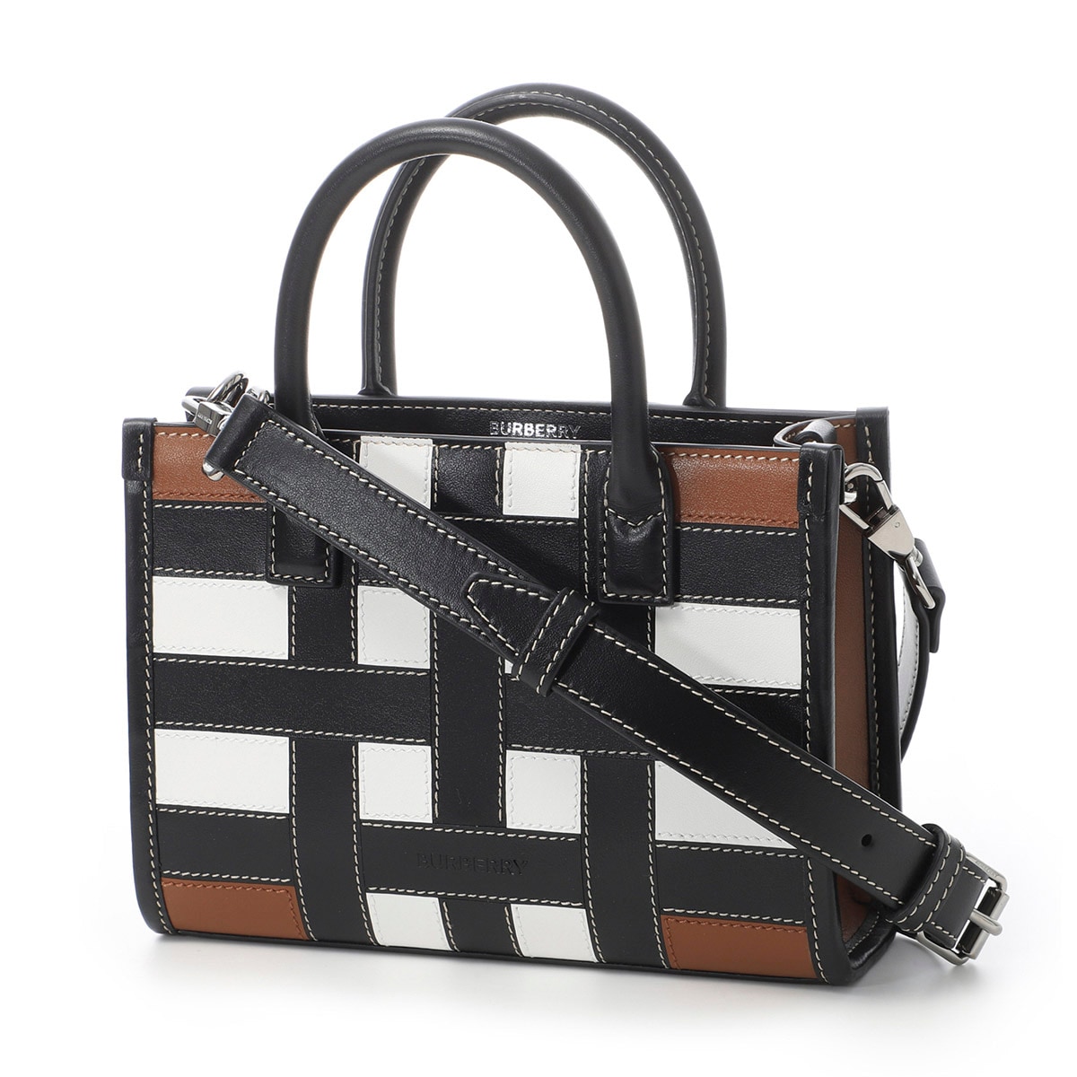 バッグ Burberry Burberry Check Jacquard Pocket Crossbody Bag | Black | FARFETCH