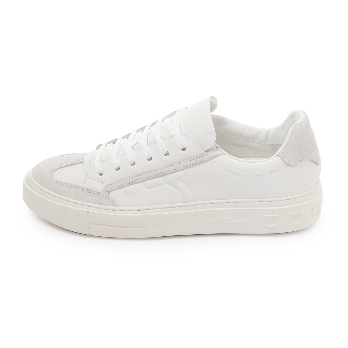 Salvatore Ferragamo VIVA ホワイト 6.5サイズ Salvatore Ferragamo VIVA ホワイト 6.5サイズ - メルカリ