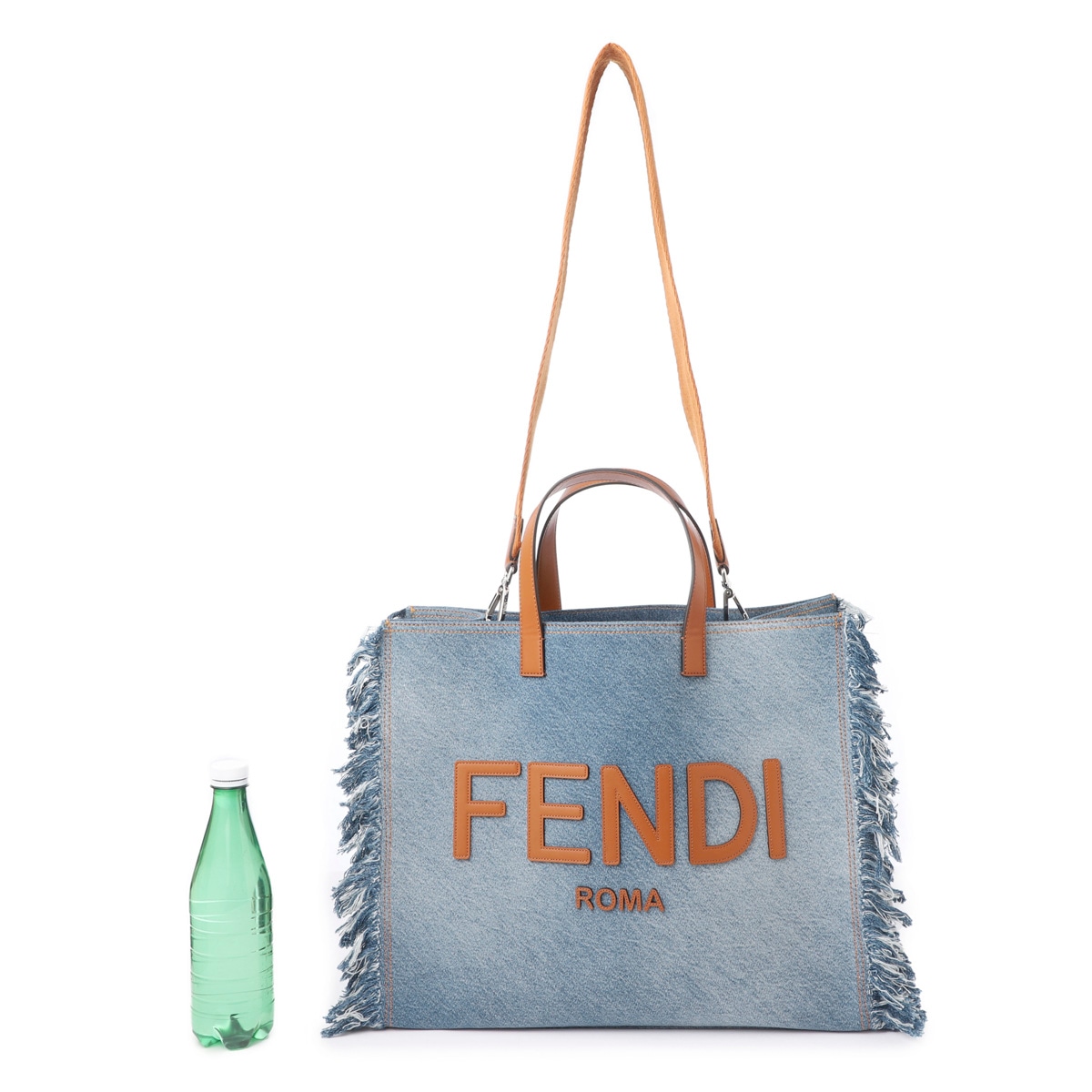 Fendi ロゴ入り トートバッグ ライトブルー Fendi ロゴ入り トートバッグ ライトブルー
