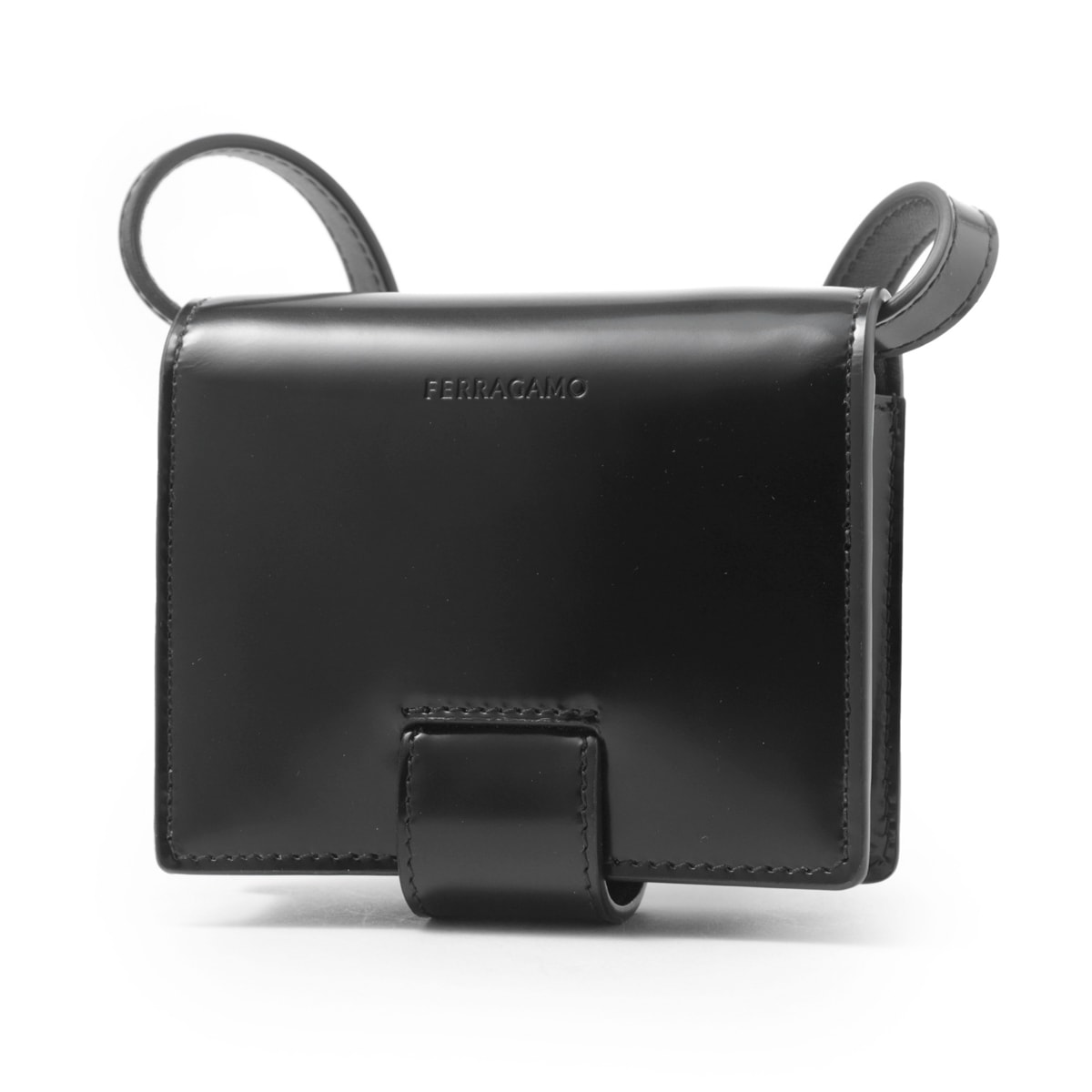 フェラガモ　カードケース財布　ショルダーストラップつき FERRAGAMO (Salvatore Ferragamo) フェラガモ ストラップ付き