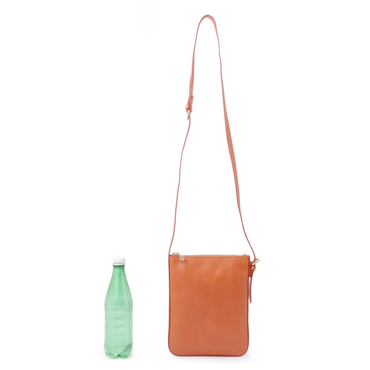 アウトレット】IL BISONTE イルビゾンテ クロスボディバッグ