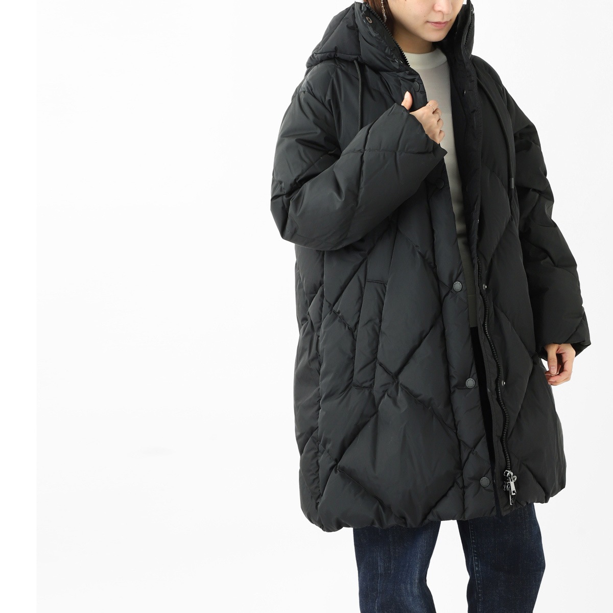 ウィークエンドマックスマーラ ダウンコート 大きいサイズ 42 ベルト 美品✨マックスマーラ ウィークエンド ダウンコート ベルト 42 大きい