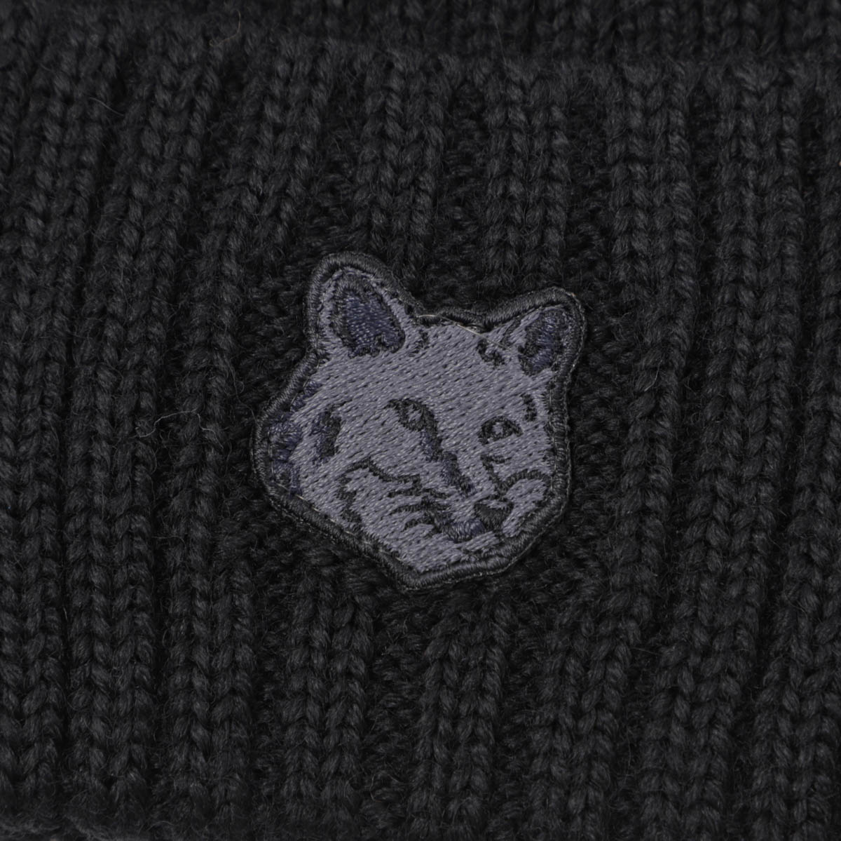 MAISON KITSUNE メゾンキツネ ニットキャップ/ビーニー/BOLD FOX HEAD PATCH RIBBED BEANIE