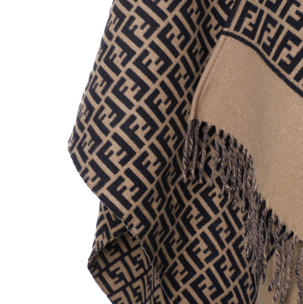 FENDI フェンディ ケープ/ポンチョ レディース