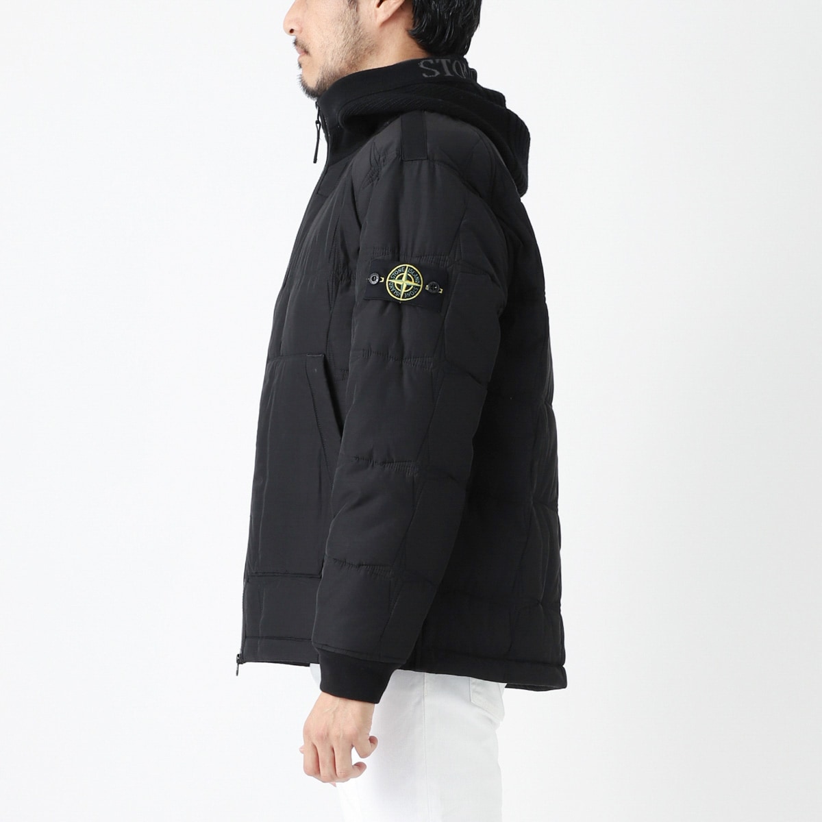 アウトレット】STONE ISLAND ストーンアイランド 中綿入り ジップ