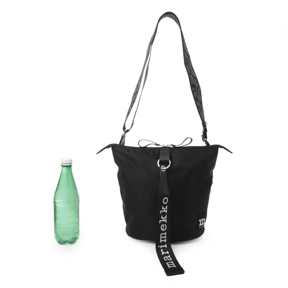 marimekko マリメッコ ショルダーバッグ/Carry All Solid レディース