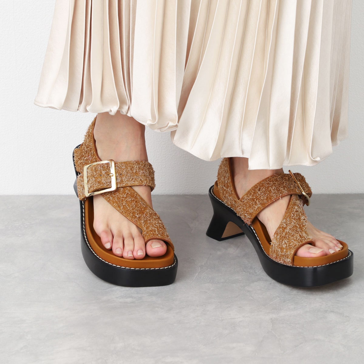 豪華ラッピング無料 ロエベ LOEWE サンダル/LOEWE レディース 90 SANDAL HEEL EASE 靴