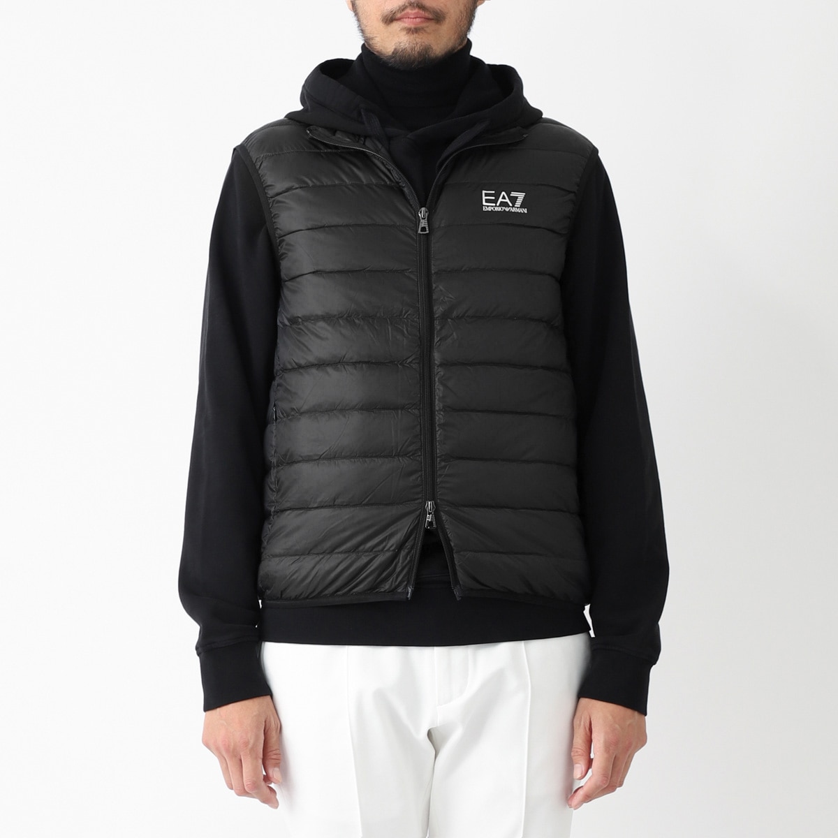 【極美品/M】エンポリオアルマーニ ダウンベスト フェザー フード付き 黒 EA7 EMPORIO ARMANI エンポリオアルマーニ ダウンベスト メンズ