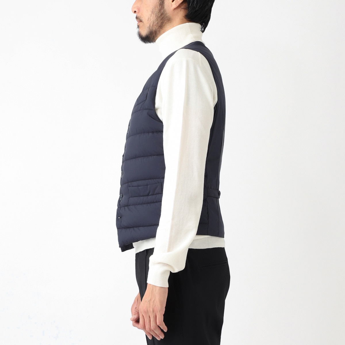 未使用級 48 HERNO LEGEND ダウンベスト シングルボタン ネイビー