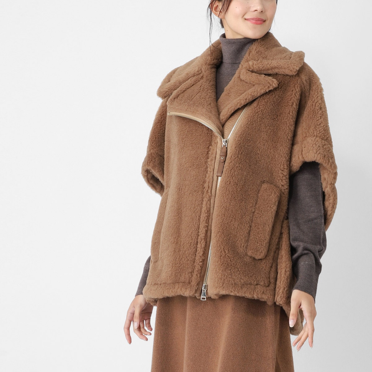 Max Mara マックスマーラ ケープ/ポンチョ/NEWMANTO レディース