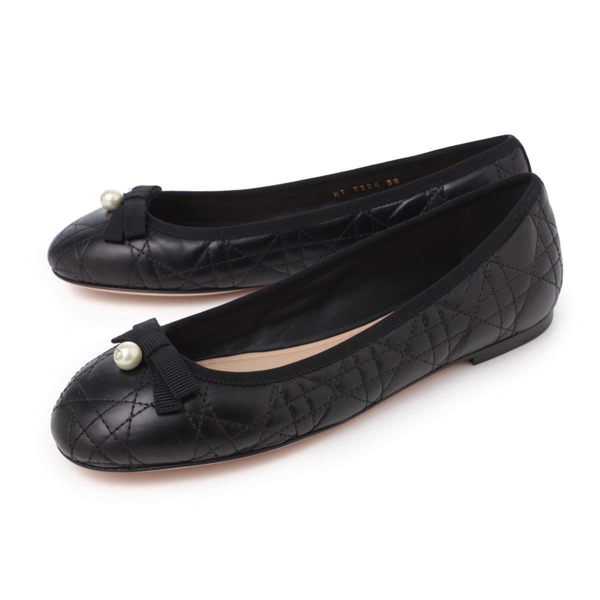 ディオール　フラットシューズ ディオール ニュー バレエ」フラットシューズ、“CD”イニシャル入り