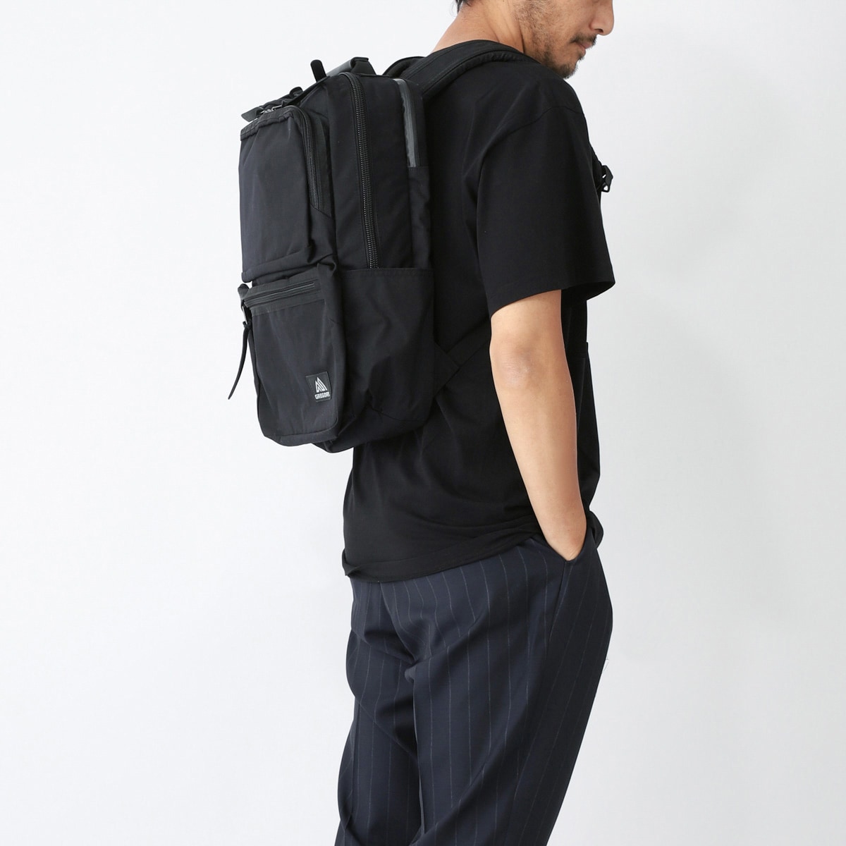 GREGORY COVERT MISSION DAY 1197205681 美品 Amazon.co.jp: Gregory Covert Mission Day Backpack, gray