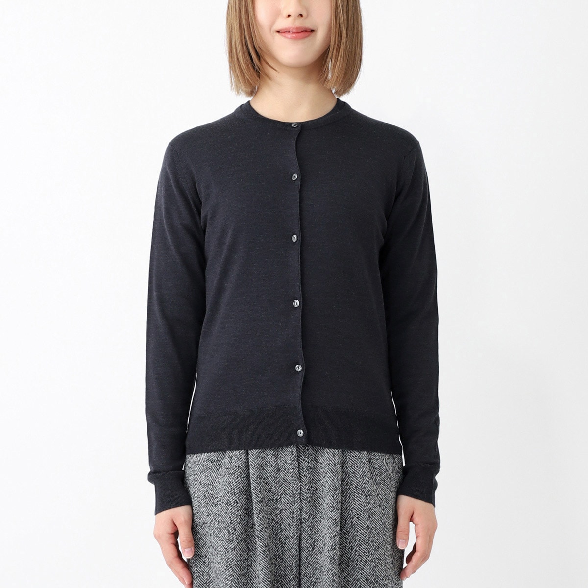 【アウトレット】【ラスト1点】JOHN SMEDLEY ジョンスメドレー クルーネック カーディガン/MILLY エクストラファインメリノウール 30ゲージ MODERN FIT レディース
