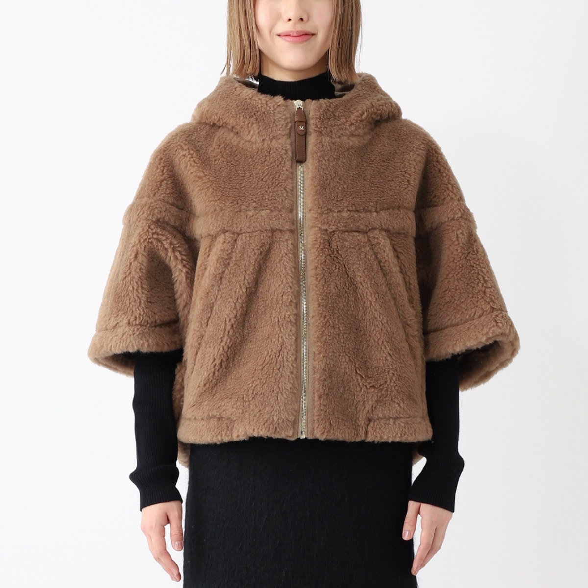 アウトレット】【ラスト1点】Max Mara マックスマーラ ケープ アウトレット】【ラスト1点】Max Mara マックスマーラ ケープ