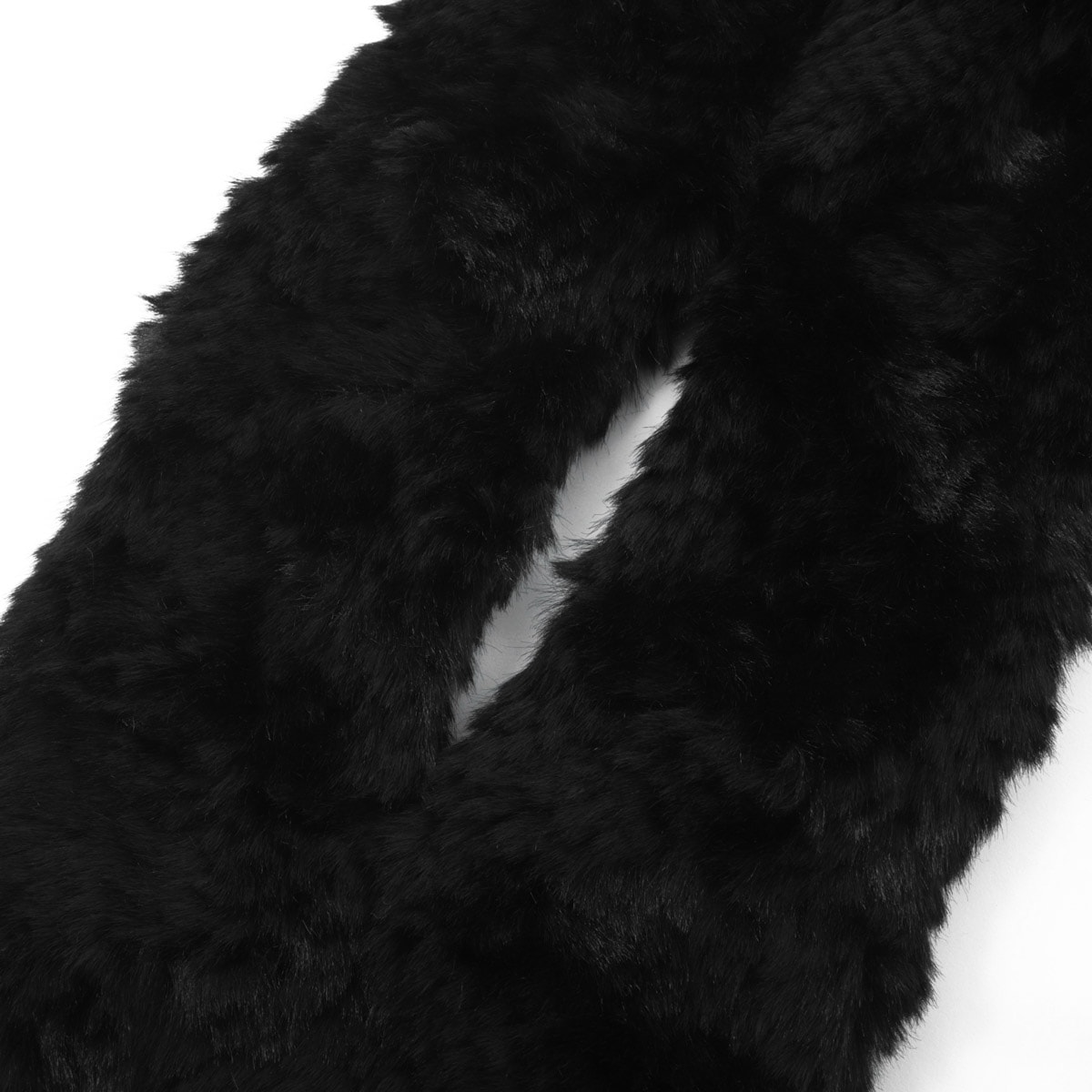 UGG アグ FAUX FUR PULL THROUGH SCARF ブラック UGG（アグ） W FAUX FUR PULL THRU SCARF フェイクファープルスルー