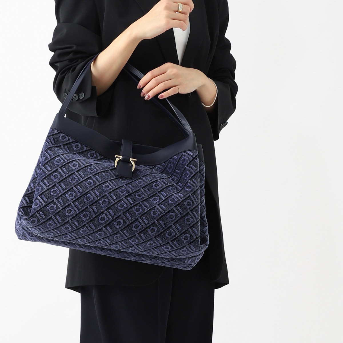 フェラガモ　トートバッグ FERRAGAMO フェラガモ トートバッグ メンズ | メンズ・ブランド