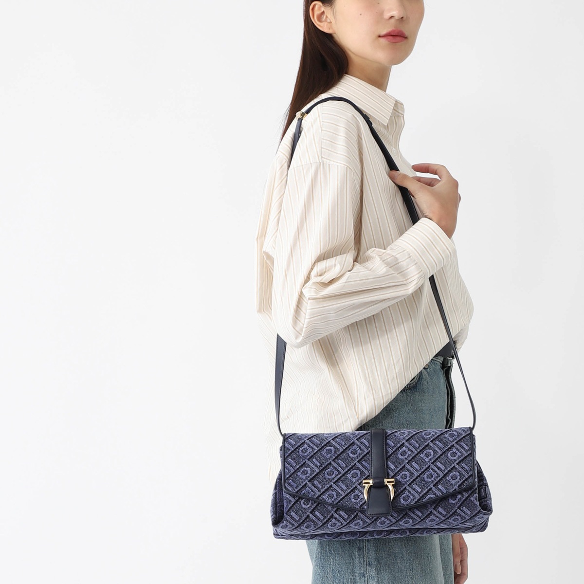 FERRAGAMO フェラガモ ショルダーバッグ/クラッチバッグ レディース