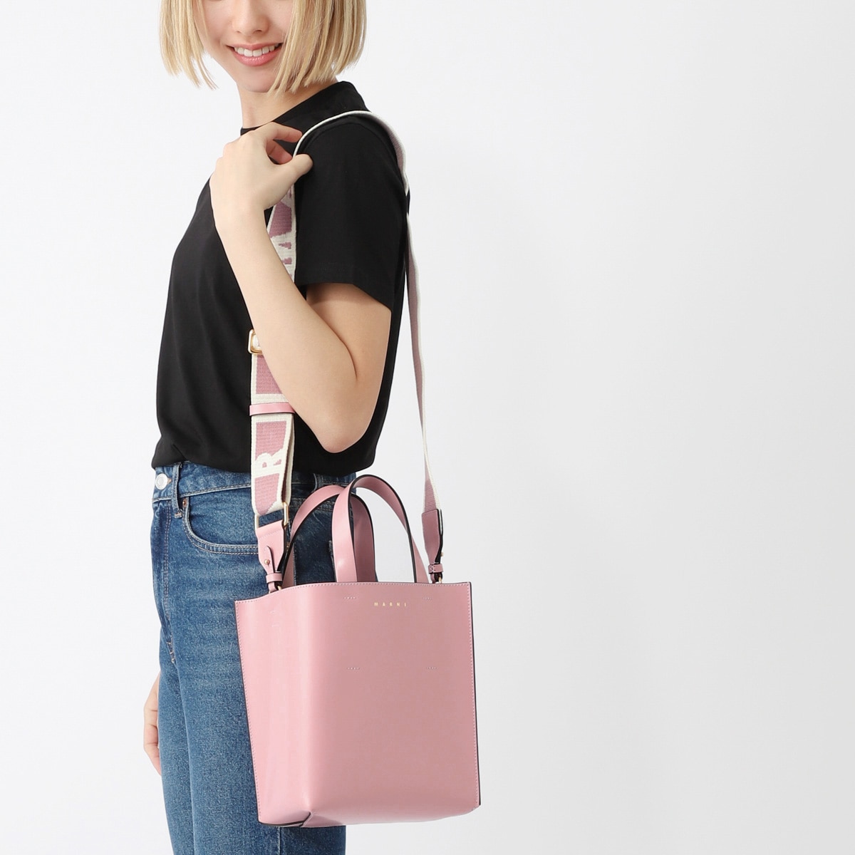 アウトレット】MARNI マルニ キーケース/KEY CASE 6 HOOKS レディース