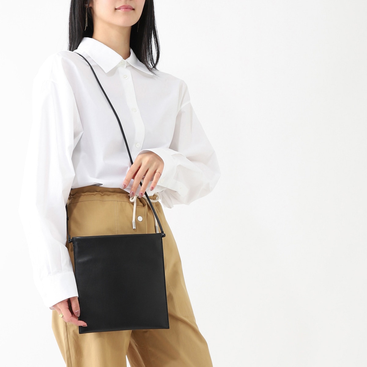 THE ROW ショルダーバッグ W1721L108BLANS THE ROW ザ ロウ ショルダーバッグ/MEDICINE POUCH レディース