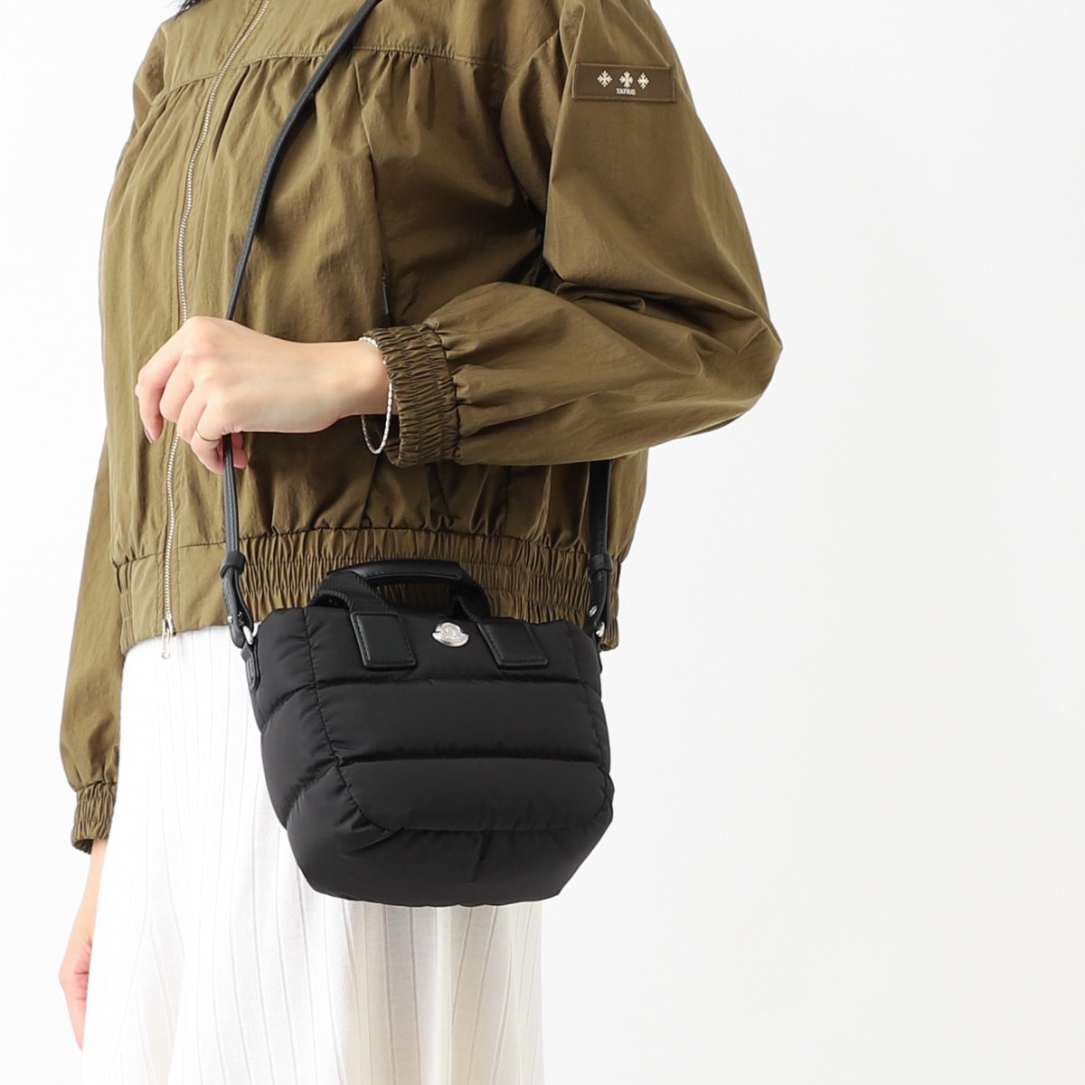 MONCLER（モンクレール）ホーボーバッグ ハンドバッグ ハンドバッグ 楽天市場】モンクレール ハンドバッグ レディース DELILAH