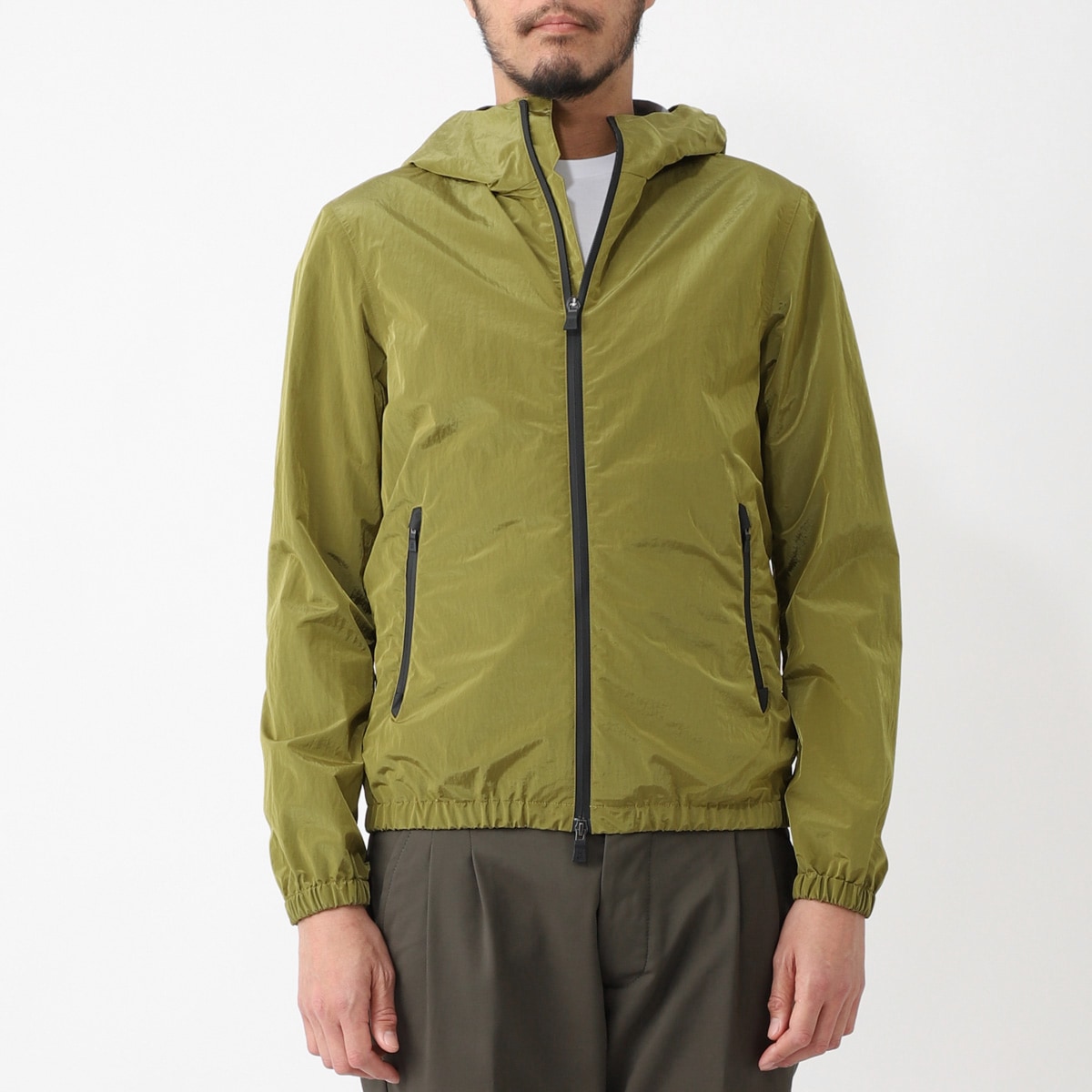 Herno フード付き　ウインドブレーカー グレー/イエロー Herno フード付き ウインドブレーカー グレー/イエロー Herno フード