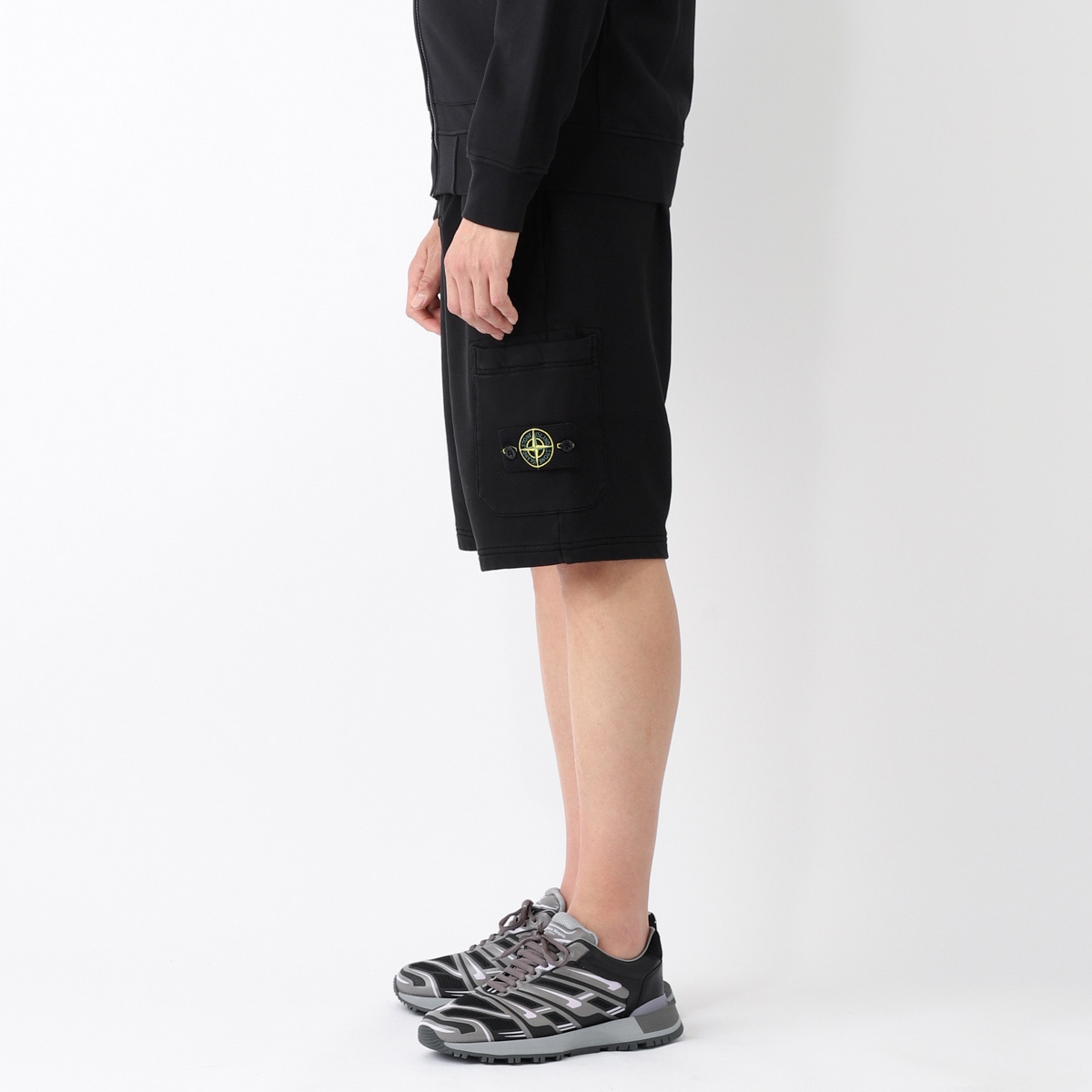 STONE ISLAND ストーンアイランド ハーフパンツ/カーゴ