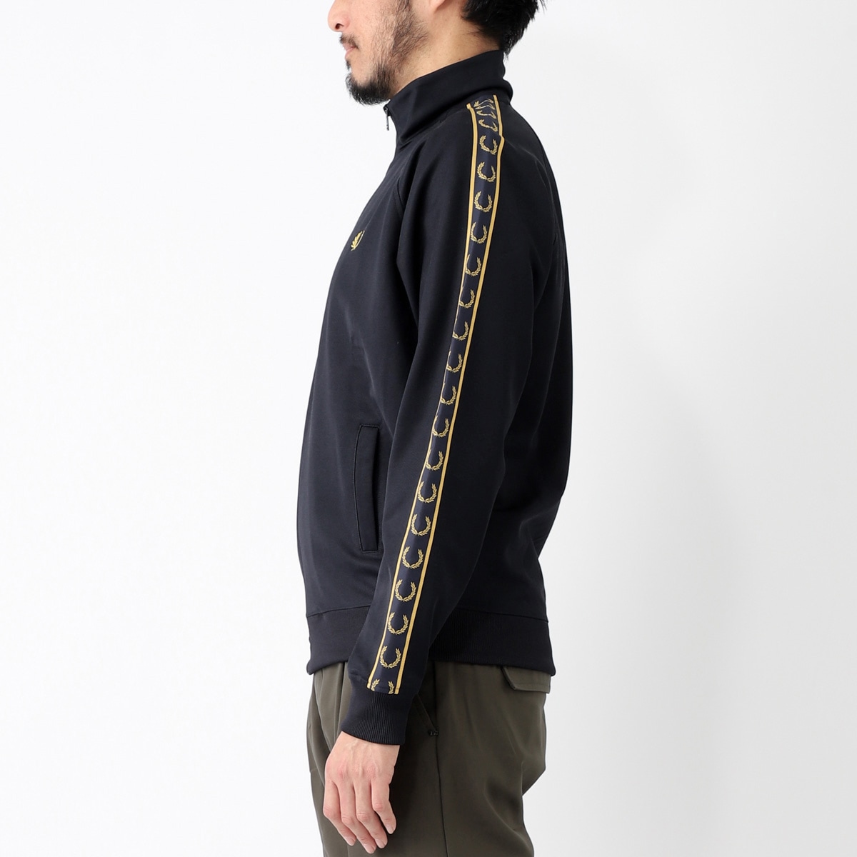 アウトレット】【ラスト1点】FRED PERRY フレッドペリー トラック