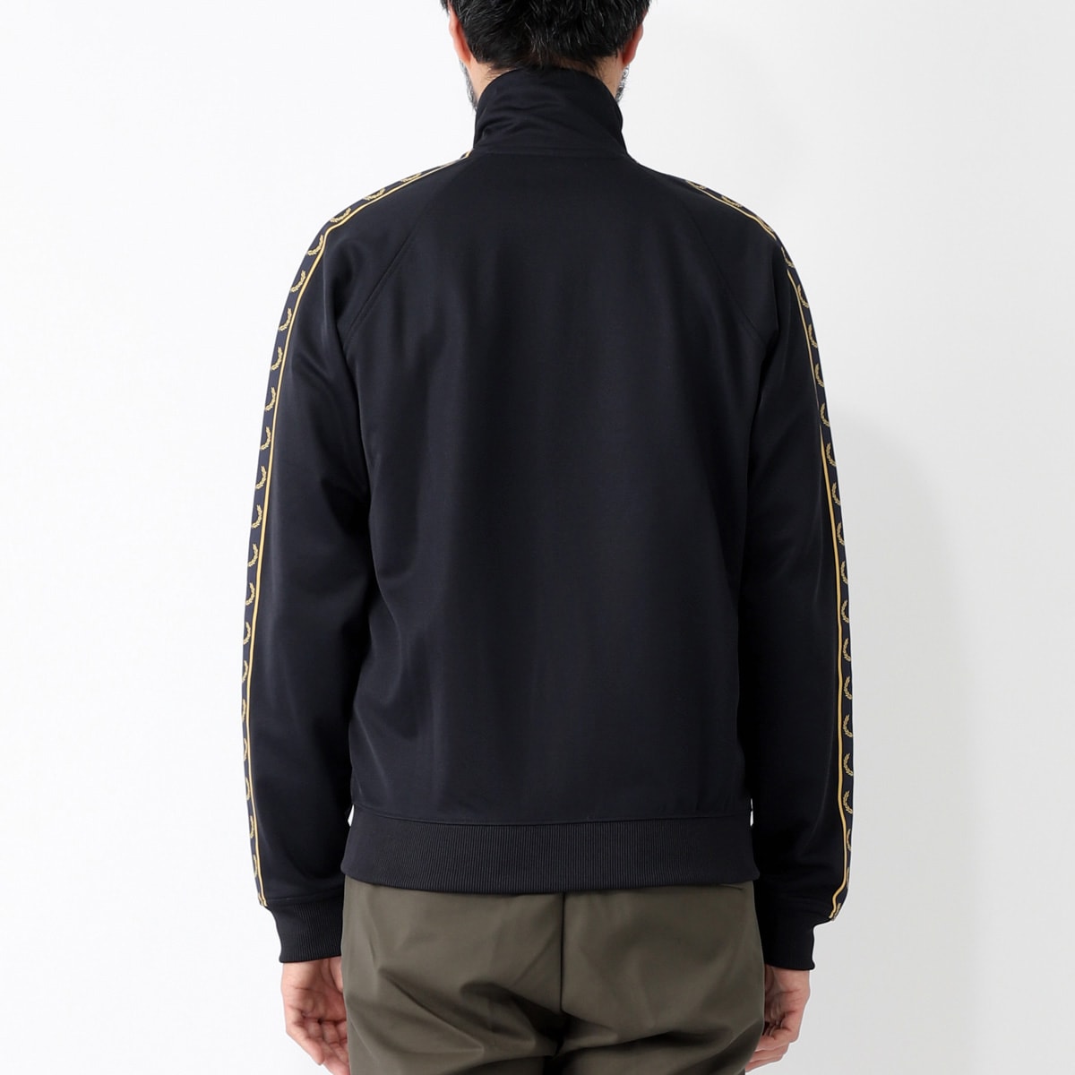 アウトレット】【ラスト1点】FRED PERRY フレッドペリー トラック