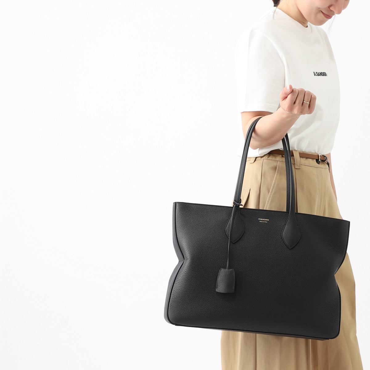 FERRAGAMO フェラガモ トートバッグ レディース