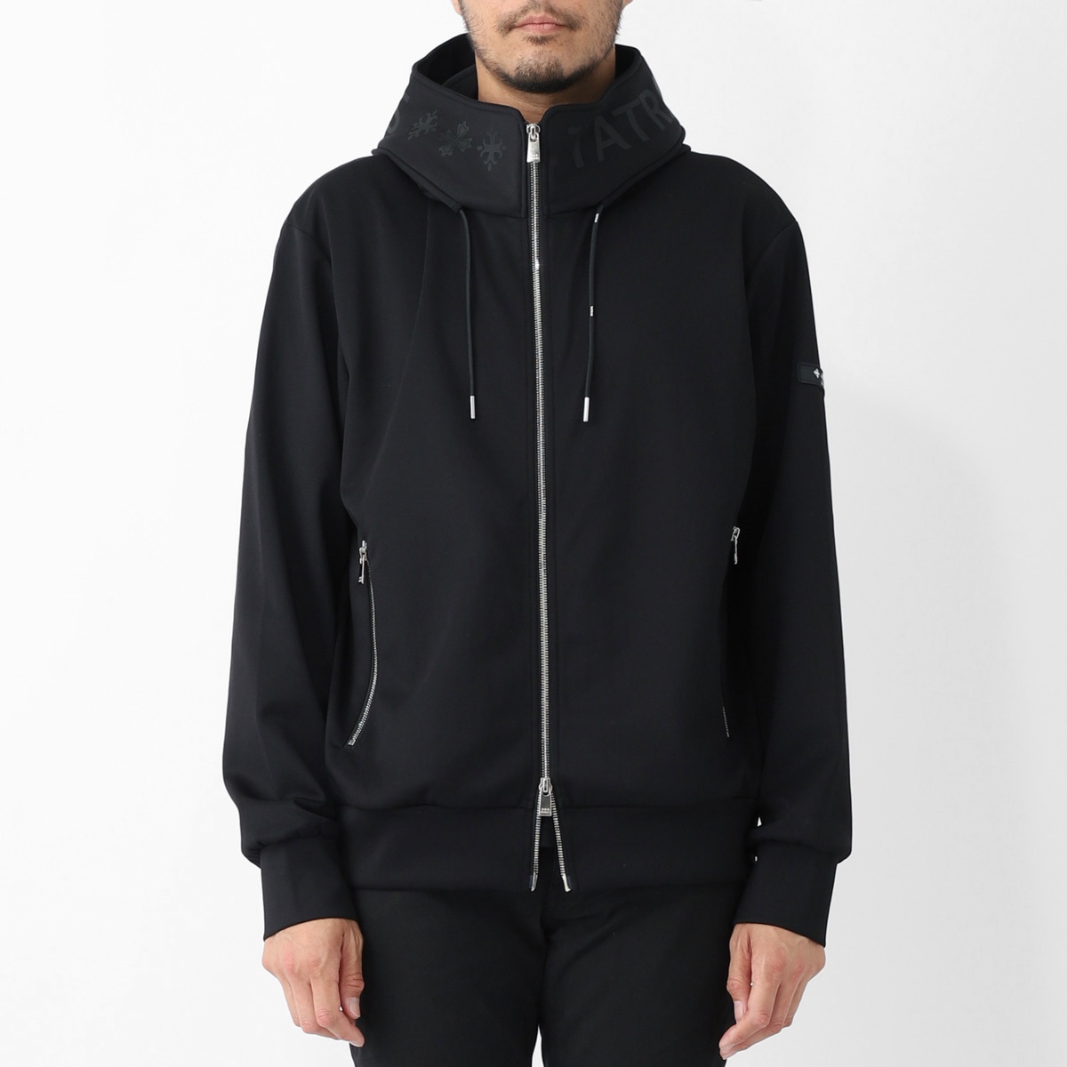 TATRAS ジャージフーデットブルゾン　Mサイズ TATRAS ジャージフーデットブルゾンMサイズ