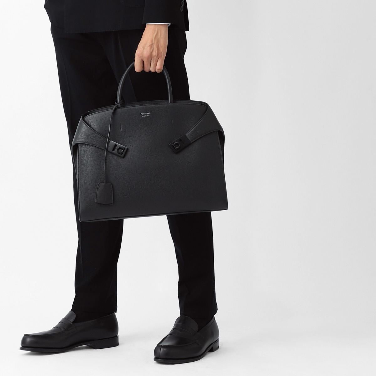 FERRAGAMO (Salvatore Ferragamo) フェラガモ ドライビング