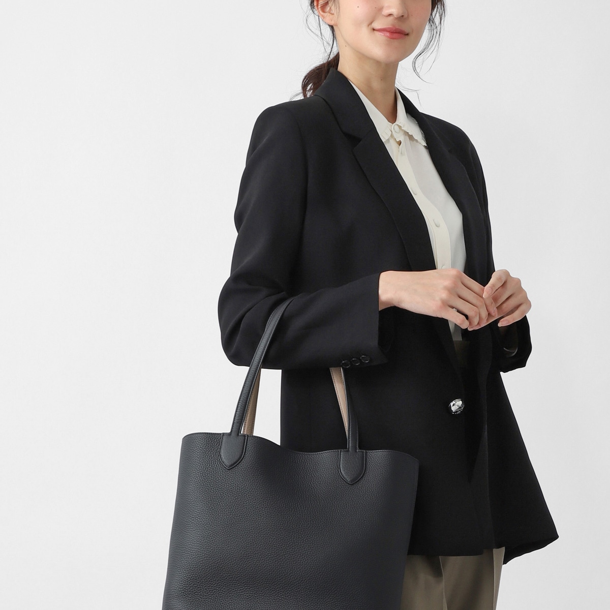 LOEWE ロエベ レザーブレスレット/バングル/TWIST BANGLE レディース