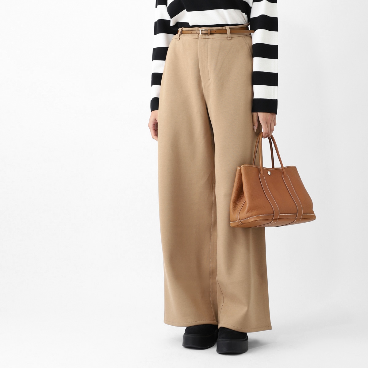 新品✨MaxMara 高級白タグ シルク混 ワイドパンツ リボンベルト 新品✨MaxMara 高級白タグ シルク混 ワイドパンツ リボンベルト