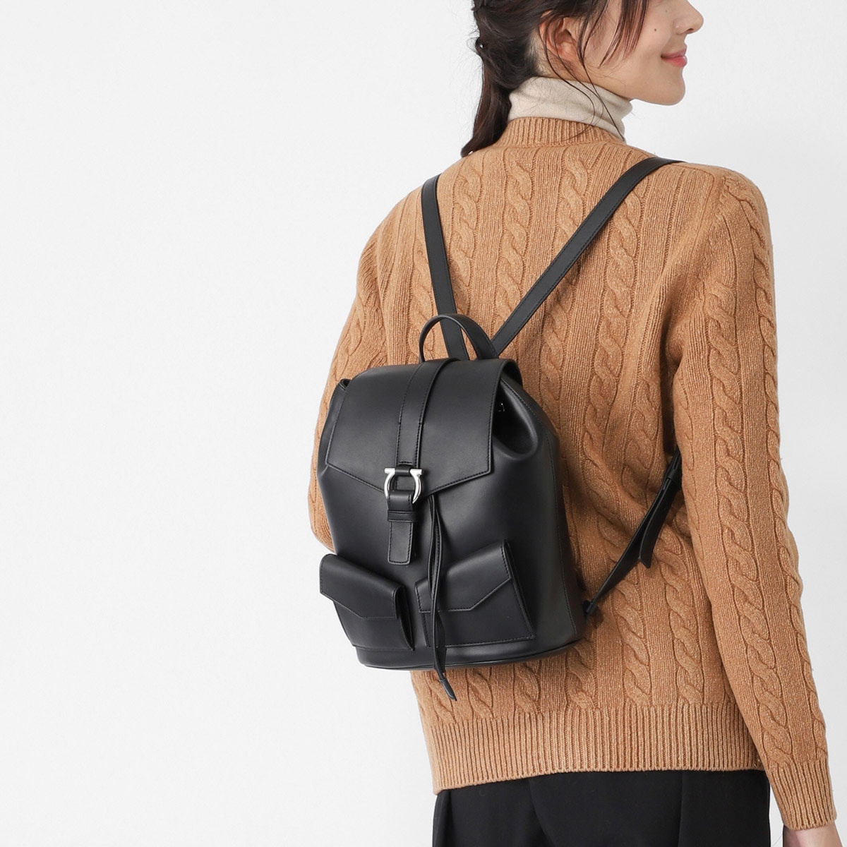 世界2高峰　K2 ブルー勾玉 レディース・ブランド一覧,□ F,FERRAGAMO,バッグ | モダンブルー