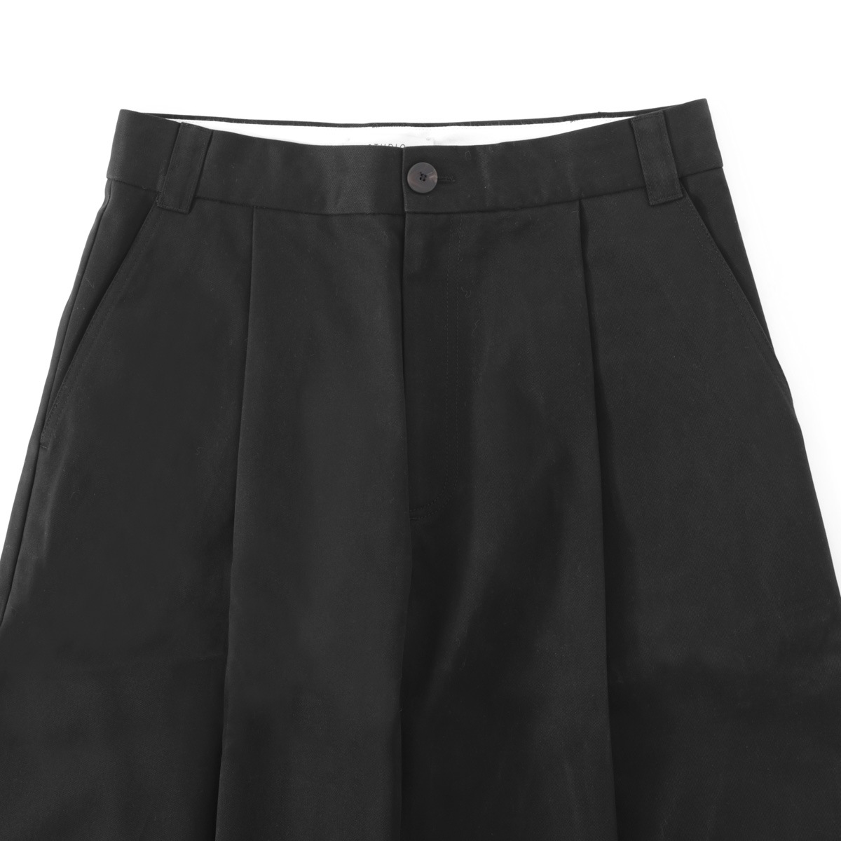 STUDIO NICHOLSON スタジオ ニコルソン コットンパンツ/ボリュームパンツ/SORTE DEEP PLEAT VOLUME PANT メンズ