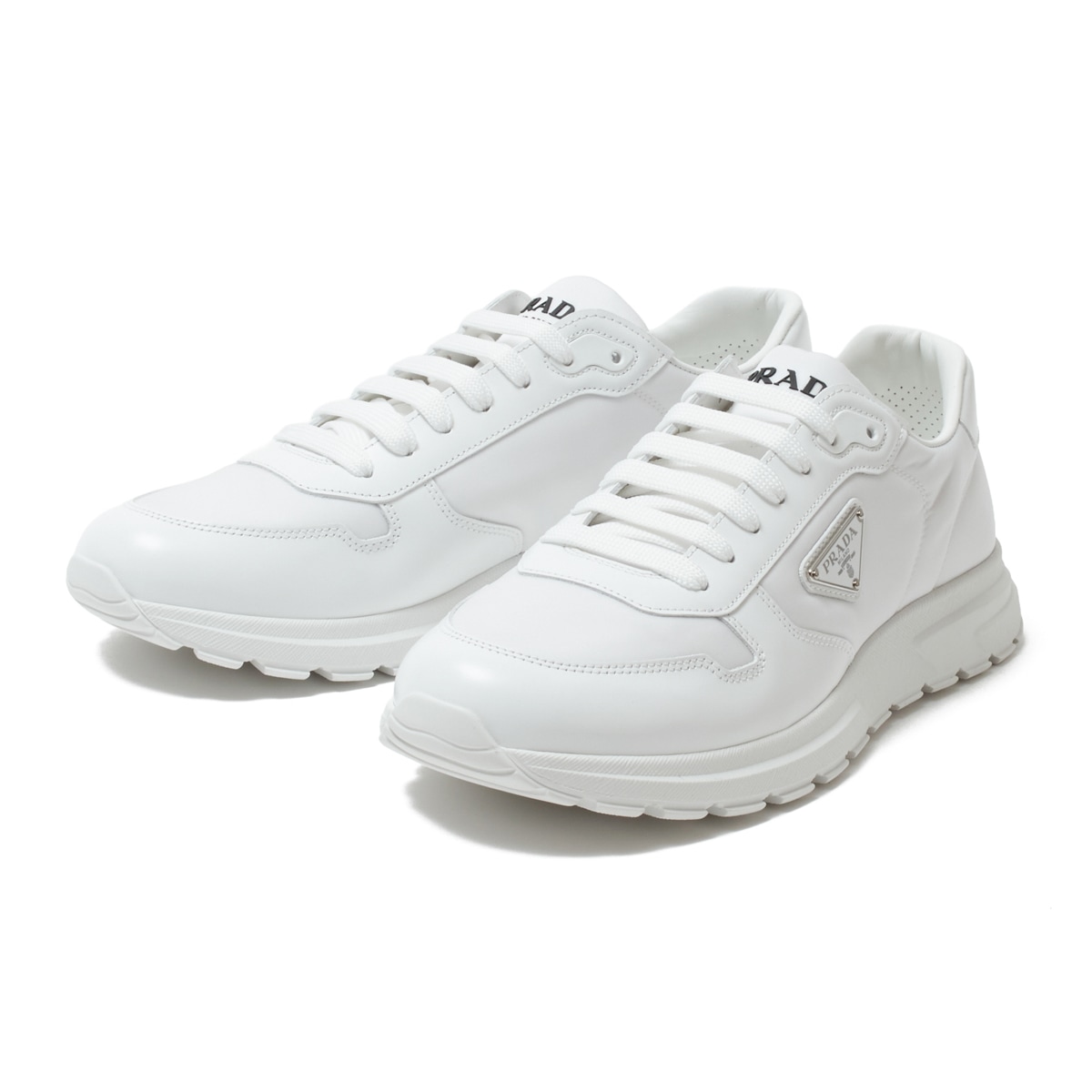PRADAシューズひもつきホワイト Prada Re-Edition 2011 Platform Spazzolato Wingtip Oxford Women