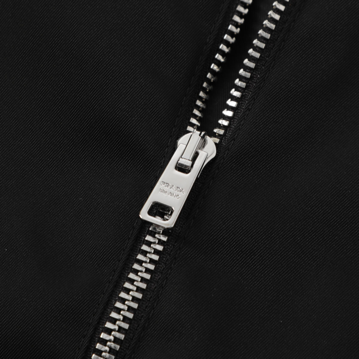 アウトレット】PRADA プラダ ナイロンジャケット/ジップアップ