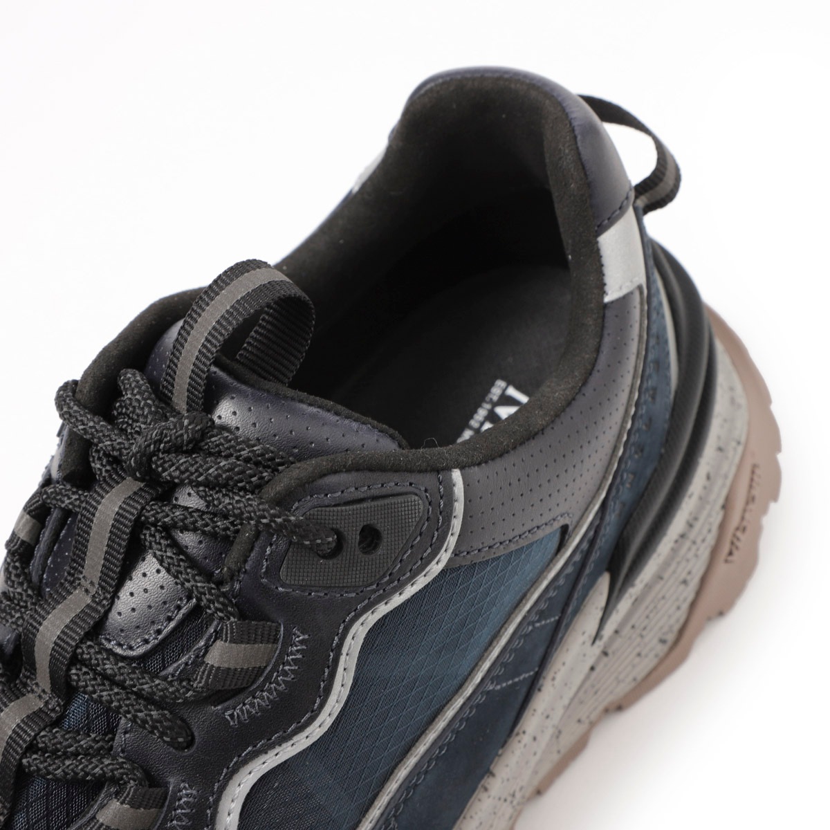 MONCLER モンクレール スニーカー/LITE RUNNER【大きいサイズあり