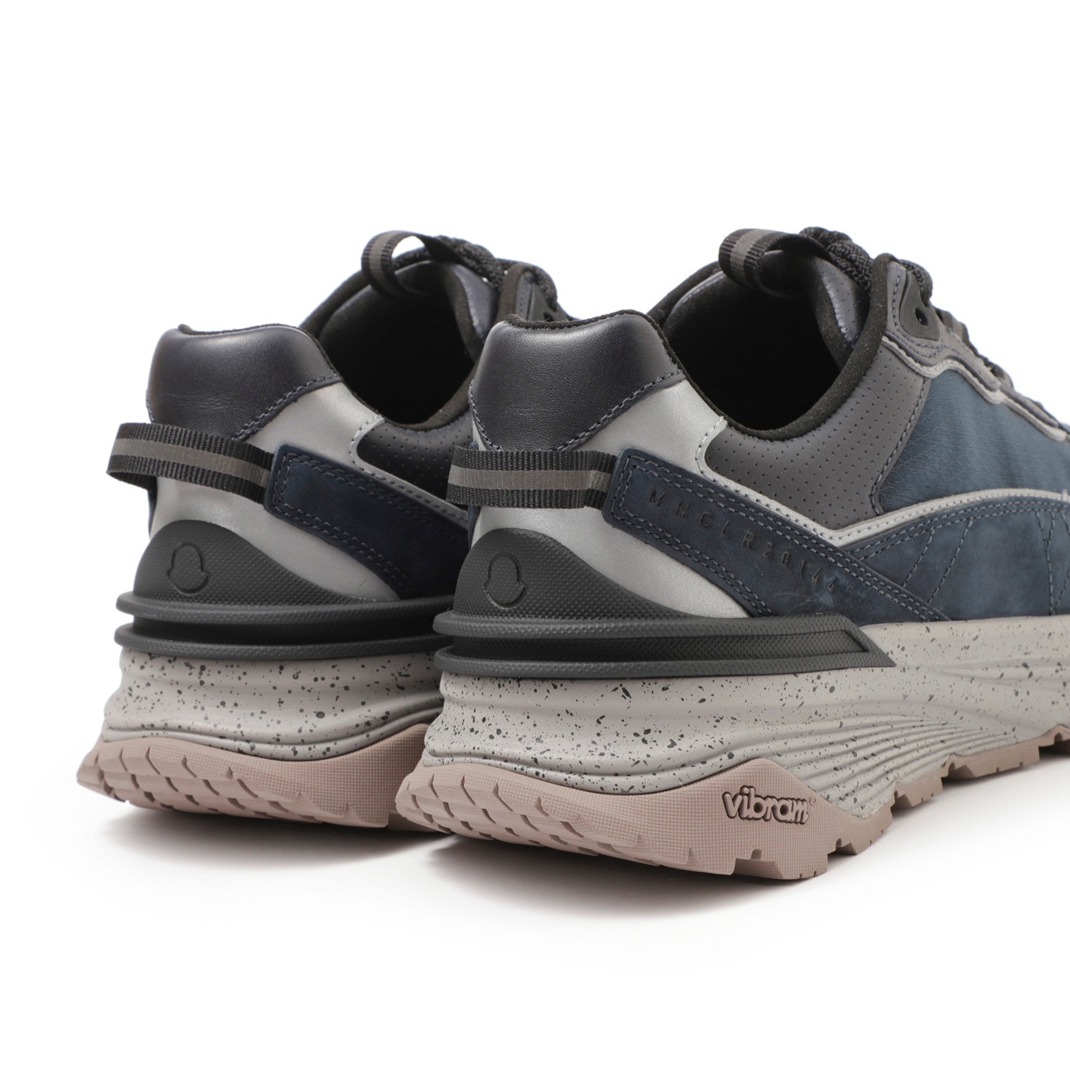 モ*ン様 モンクレール　Lite Runner スニーカー 14416 41 2 MONCLER モンクレール スニーカー LITE RUNNER LOW TOP ライト