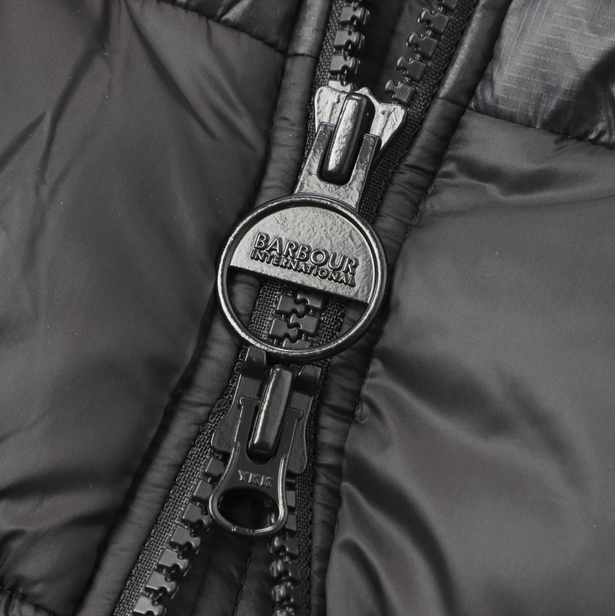 Barbour バブアー 中綿入り ブルゾン/INTERNATIONAL BALFOUR QUILTED HOODED JACKET メンズ