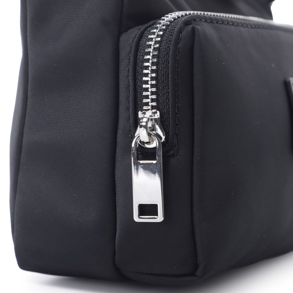 MM6 Maison Margiela エムエム 6 メゾンマルジェラ クロスボディバッグ