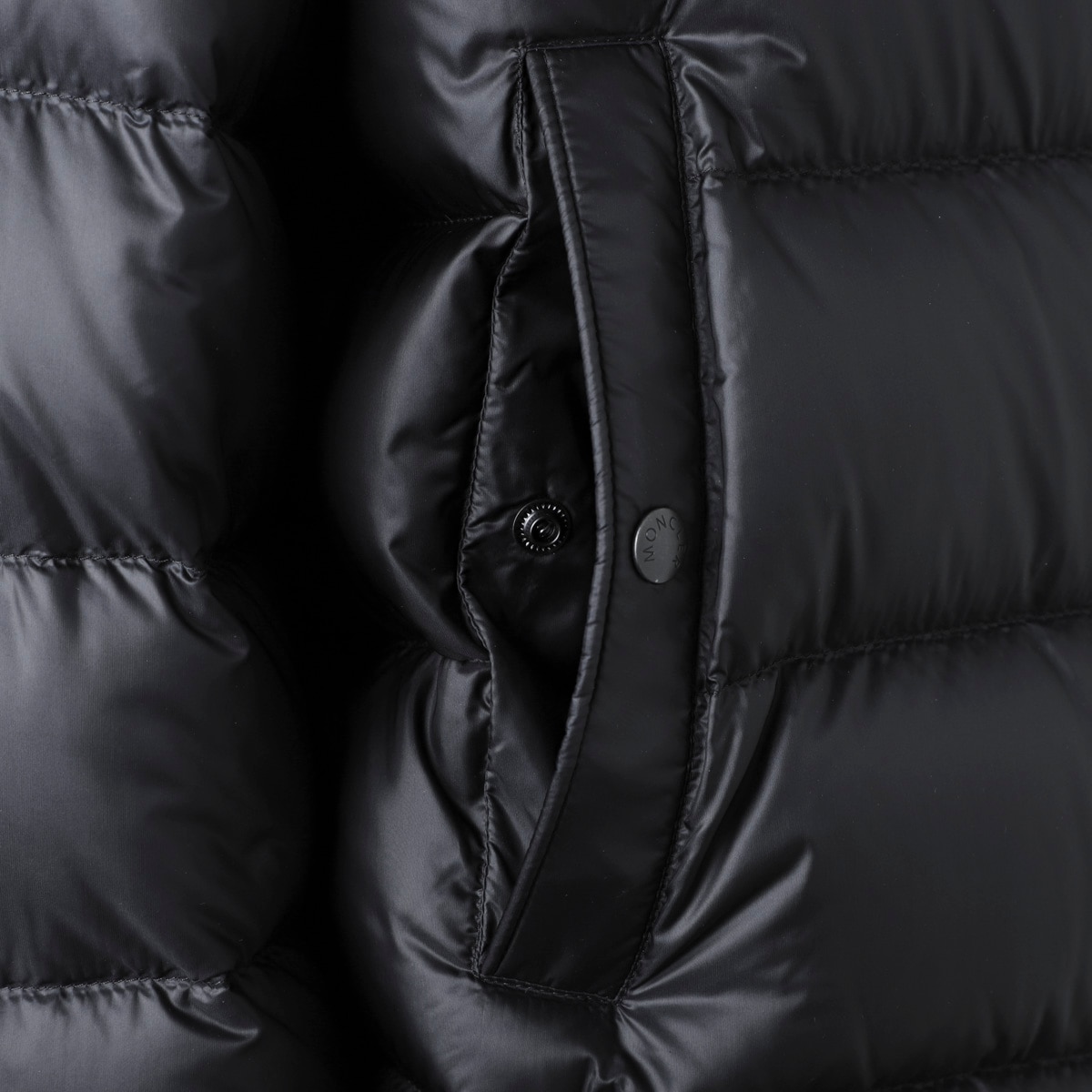 アウトレット】【ラスト1点】MONCLER モンクレール ダウンジャケット