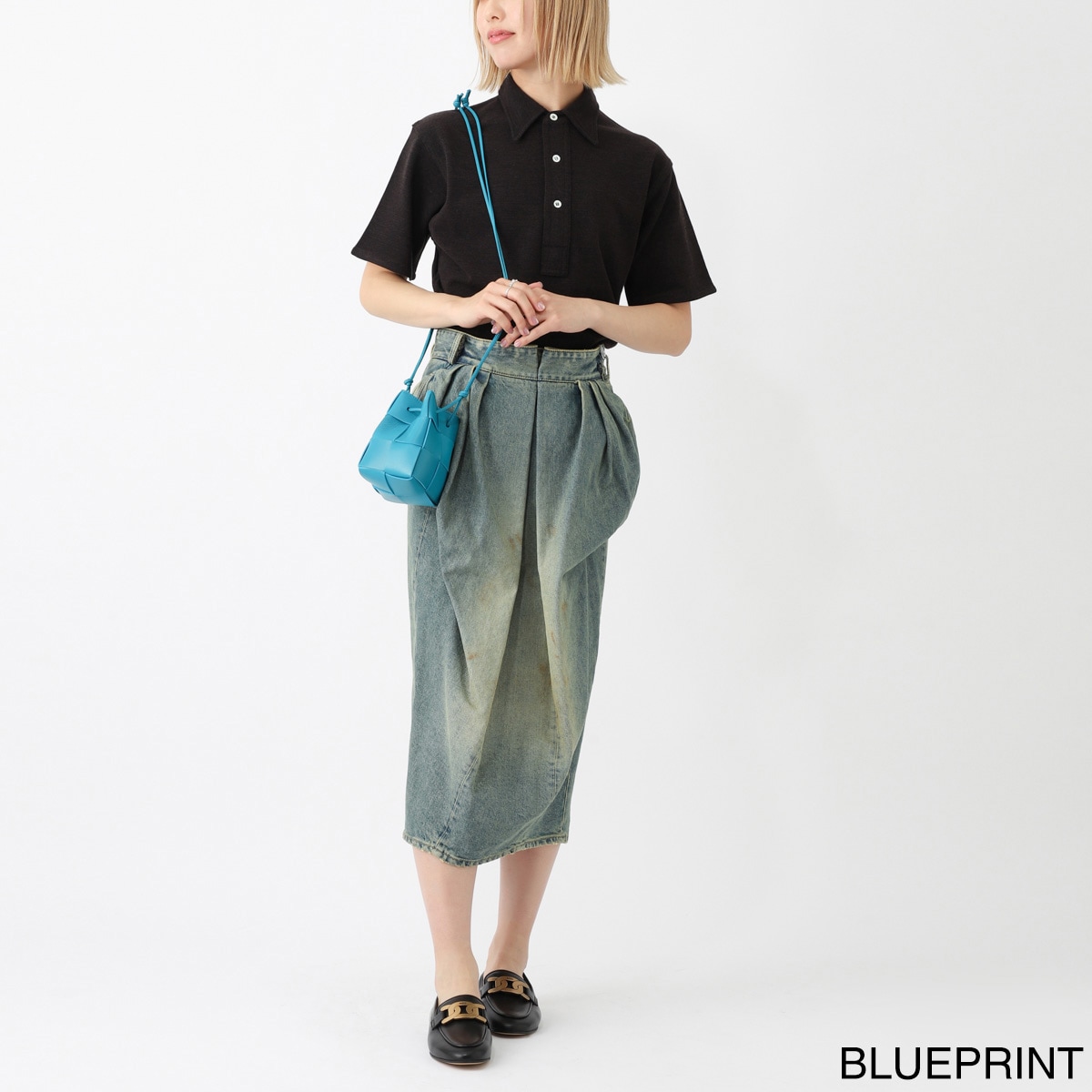 ボッテガヴェネタ　クロスボディバケット BOTTEGA VENETA （新品・未使用品）ボッテガヴェネタ カセット