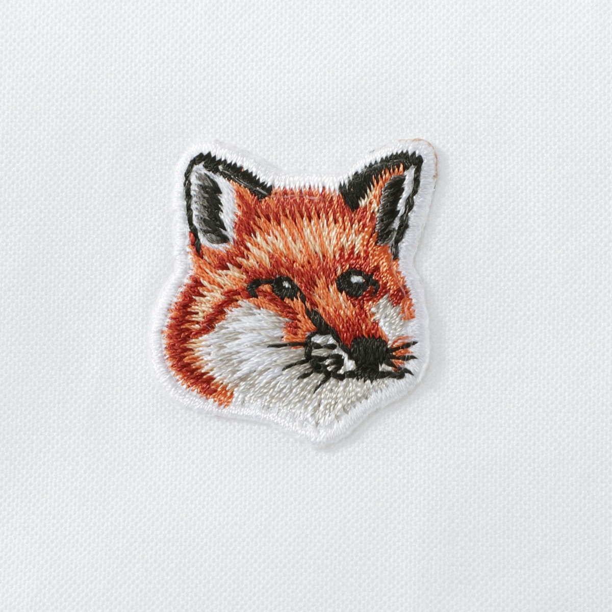 正規品　メゾンキツネ　ボタンダウンシャツ ＸＬタグ付 maisonkitsune 正規品 メゾンキツネ ボタンダウンシャツ XLタグ付